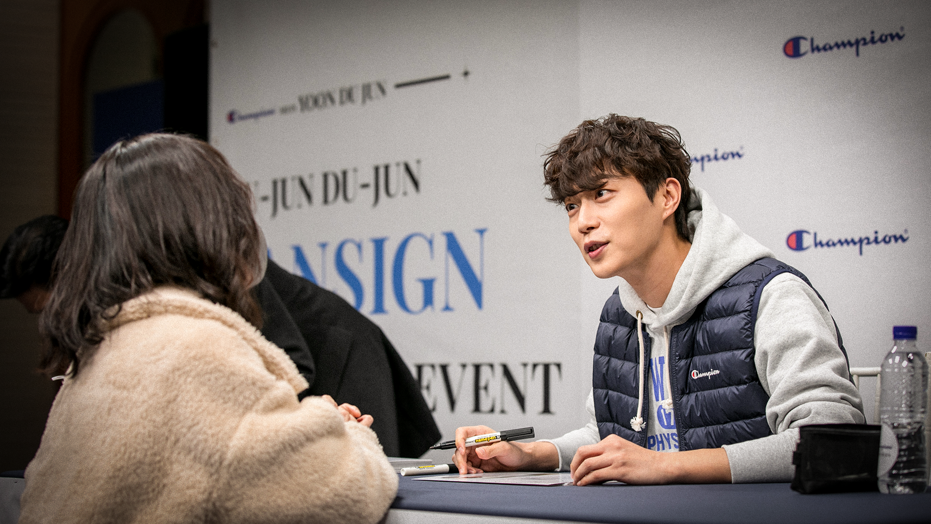 챔피온
팬밋업 이벤트