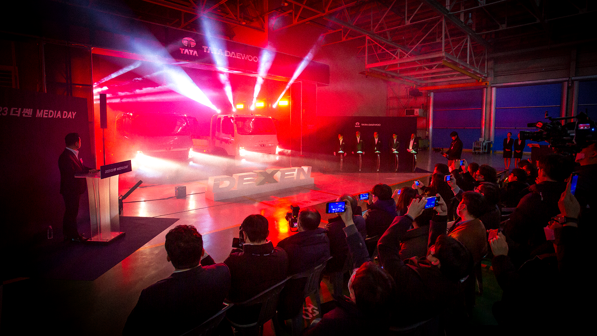 신차 론칭
미디어 데이